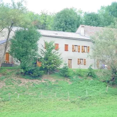 Au Pied Du Mont Lozere 2 Apartment *