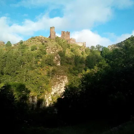 Apartment Au Pied Du Mont Lozere 2 *